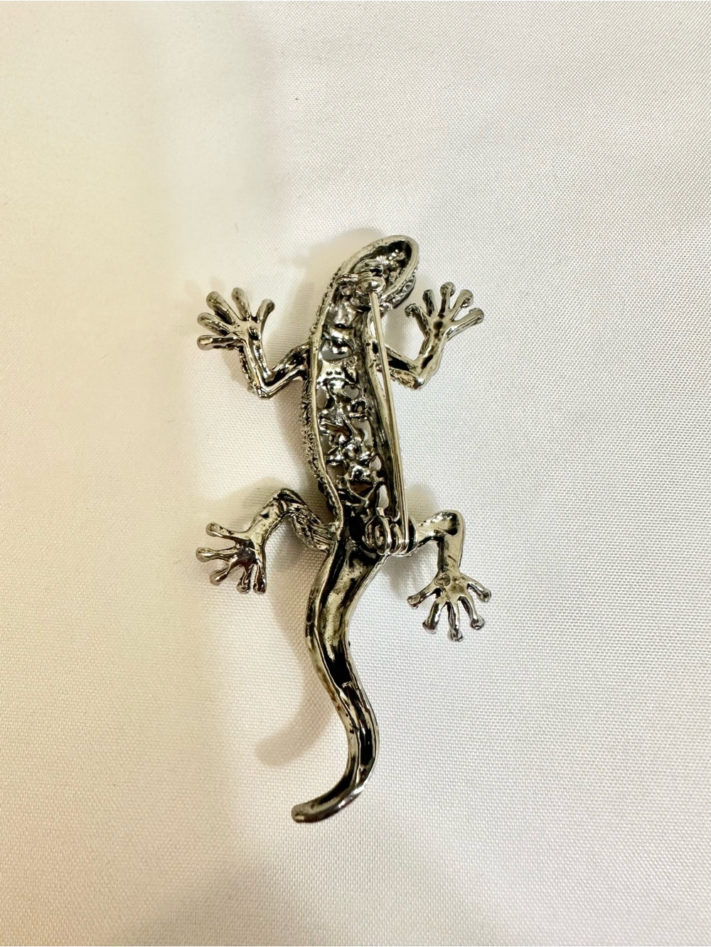Silver-tone Rhinestone Multicolor Lizard Brooch - Picture 4 of 6